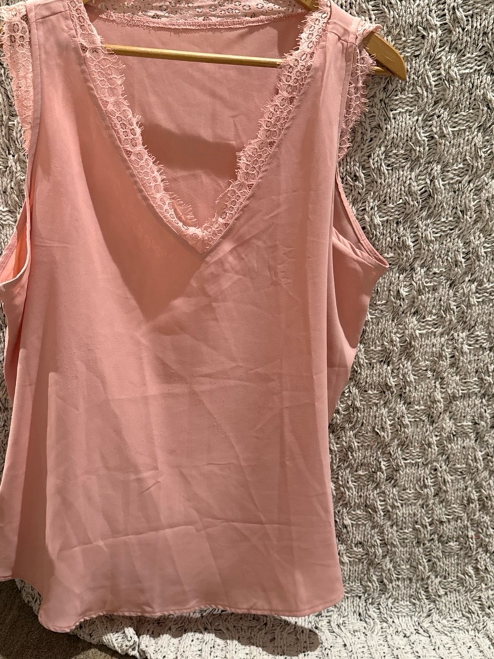 Sleeveless Lace-Trim V-Neck Top in Blush Pink